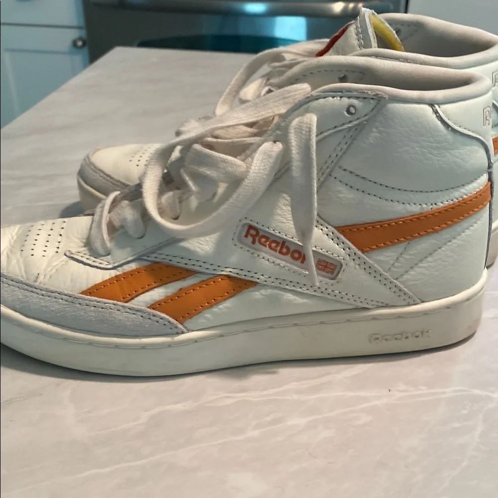 Reebok Womens Club C High Form high top Sneakers - Picture 4 of 7